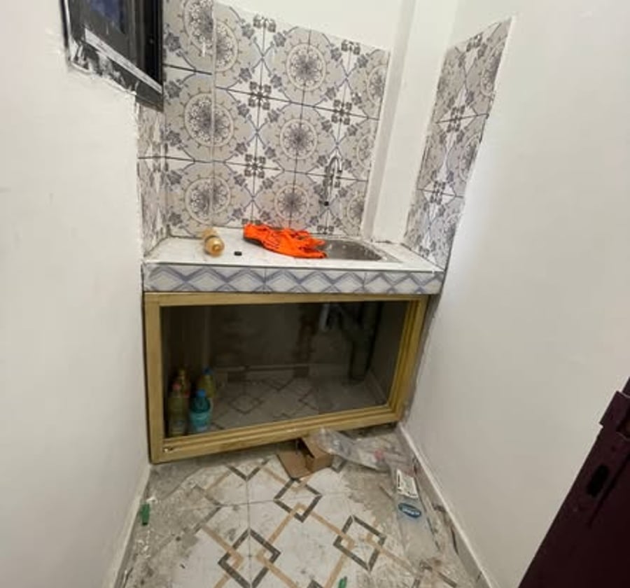 Studio à louer à PK 12, Douala
