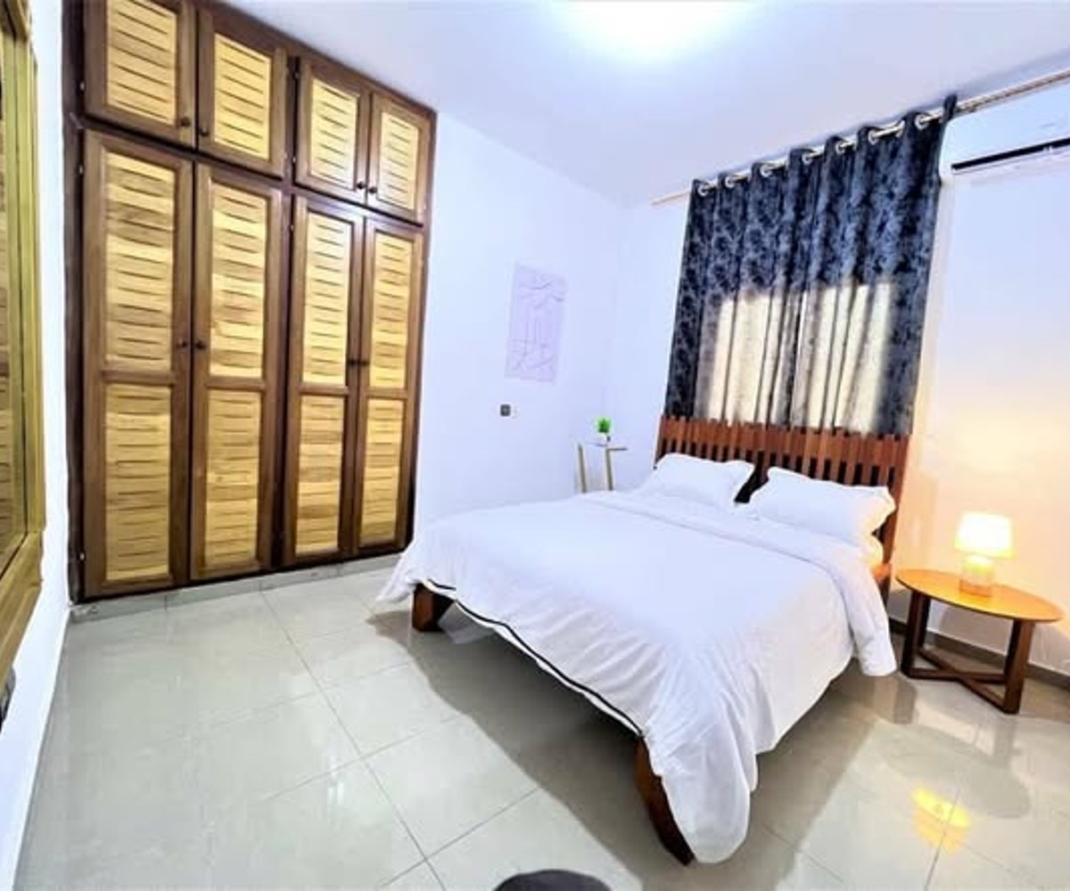 Chambres meublée à Bastos