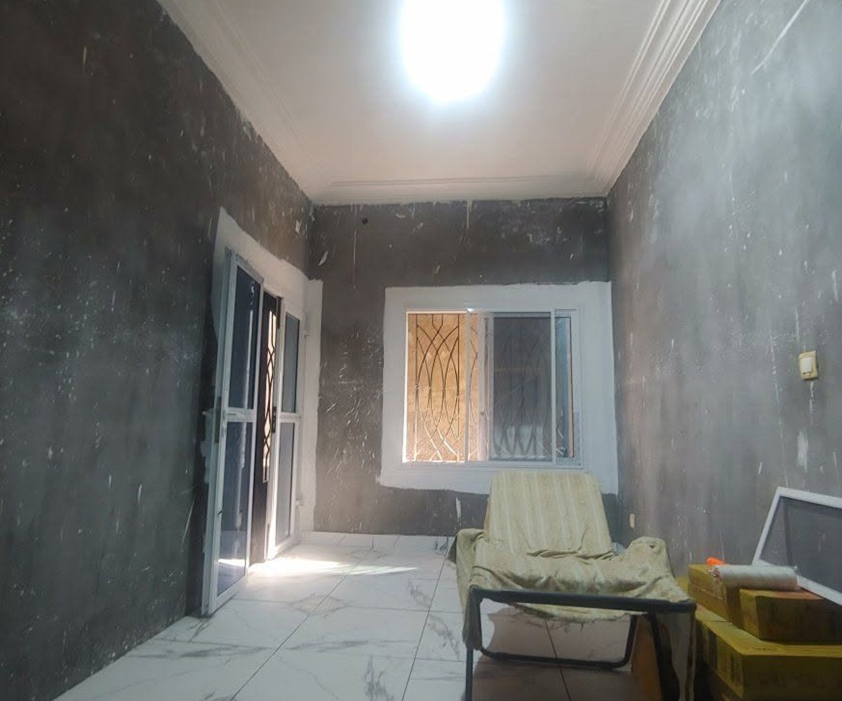 Chambre neuve moderne à Bonamoussadi - 50 000 FCFA/mois