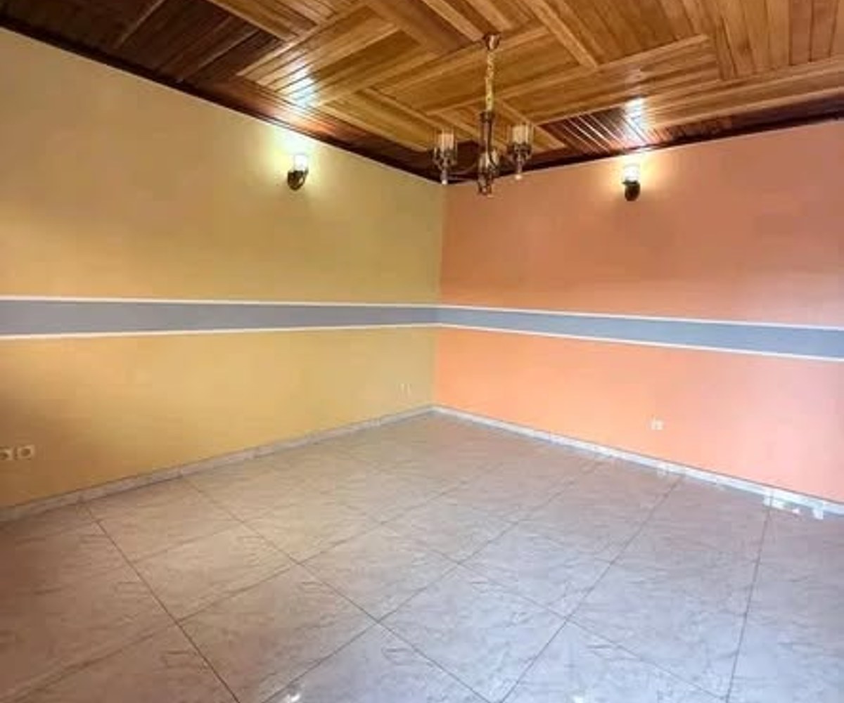 Studio VIP neuf à louer - Nkolfoulou