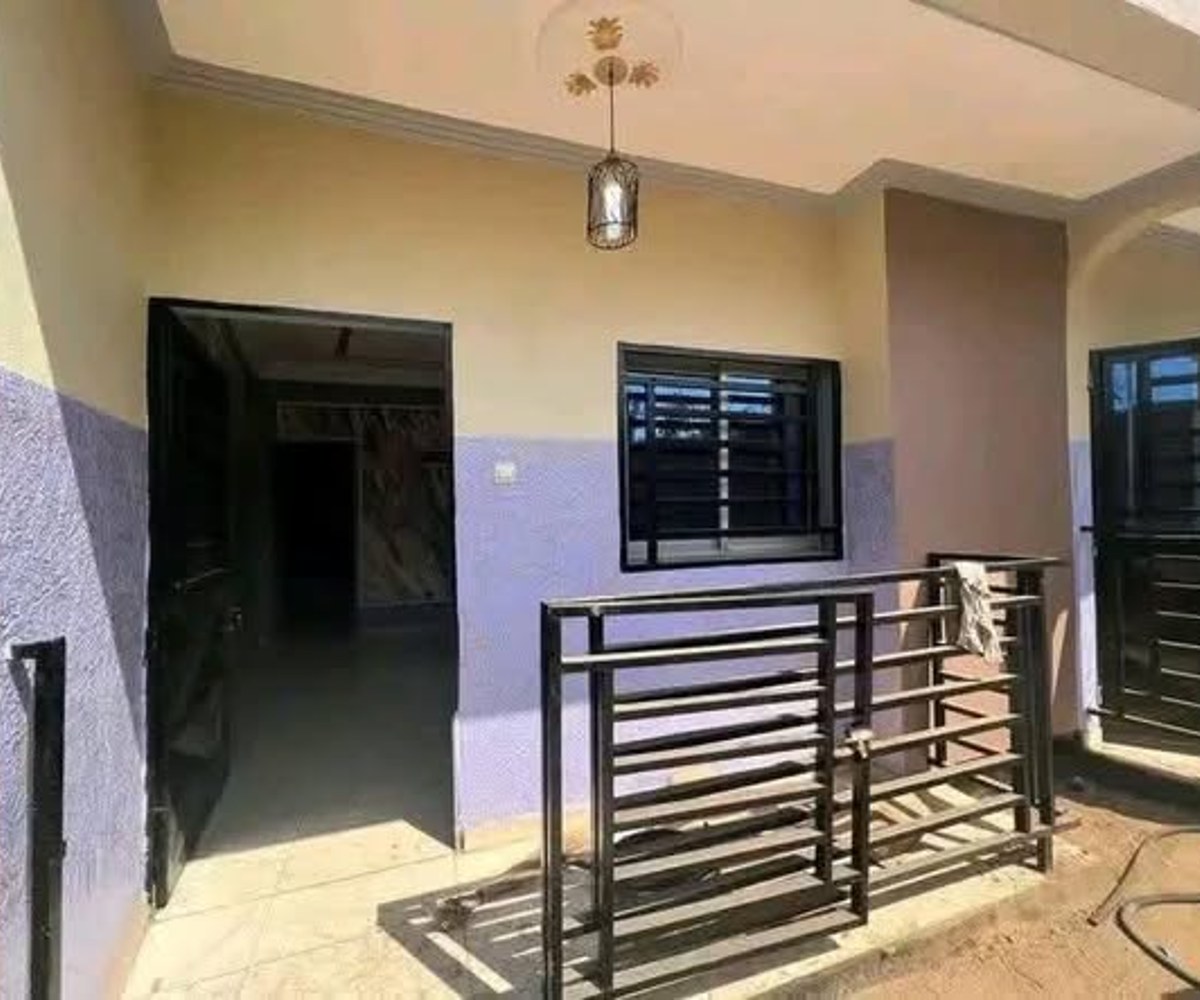 Studio à louer à Nkoabang