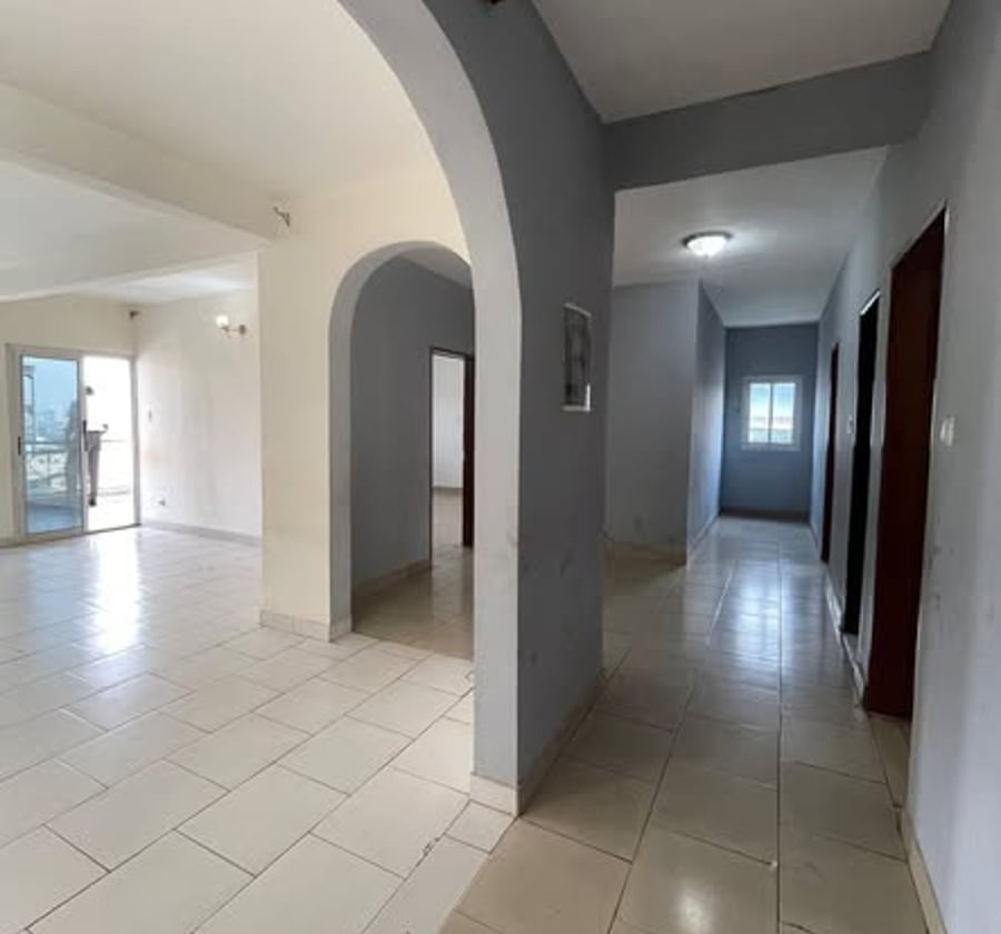 Appartement VIP 3 chambres à louer à Essos