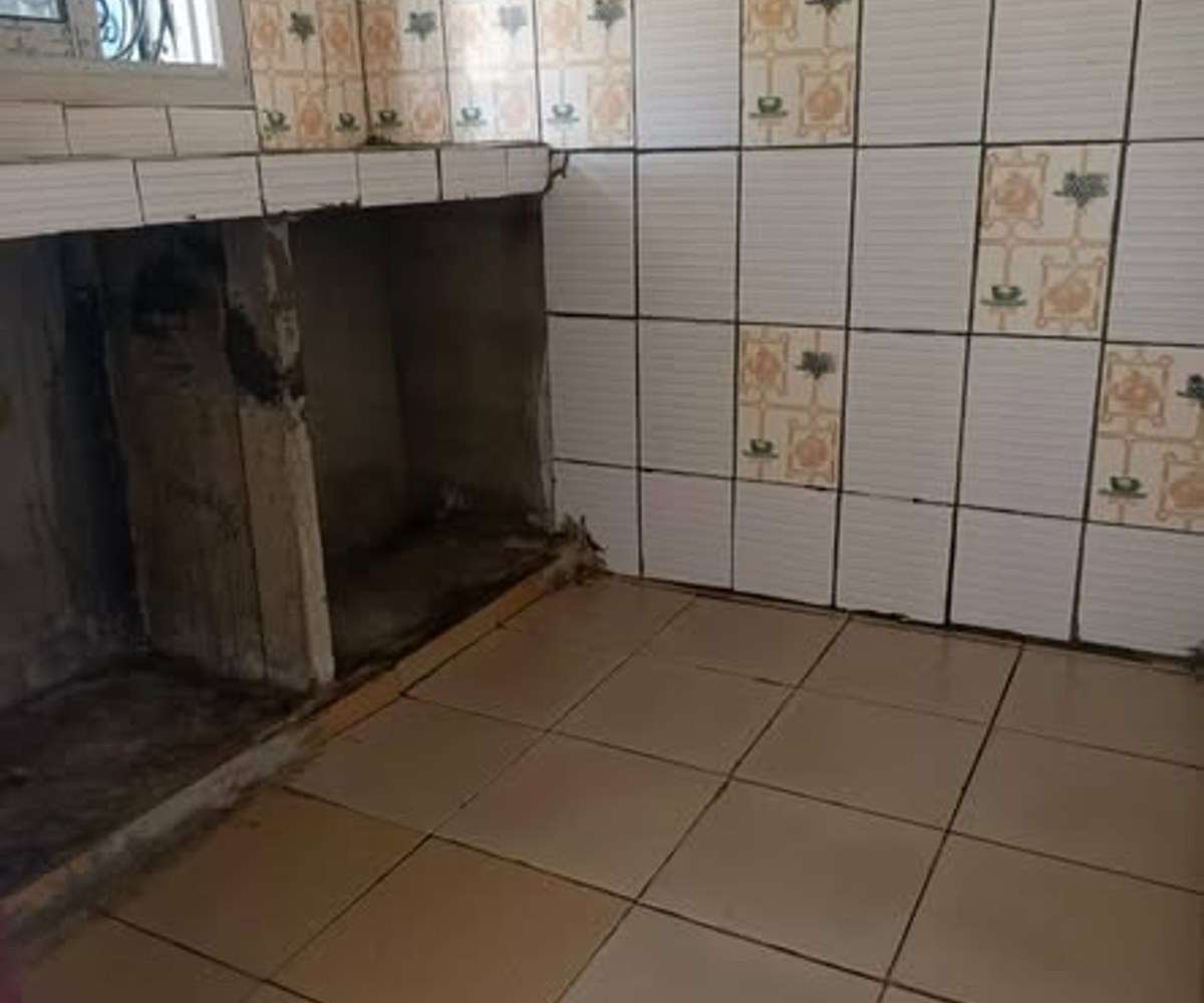 Studio moderne à louer à PK10, Douala