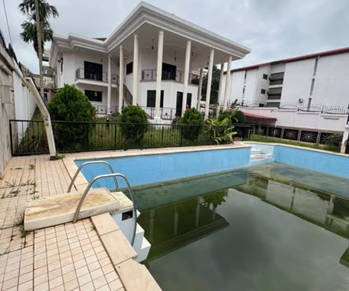 Duplex haut standing à louer - Yaoundé Centre-Ville Golf
