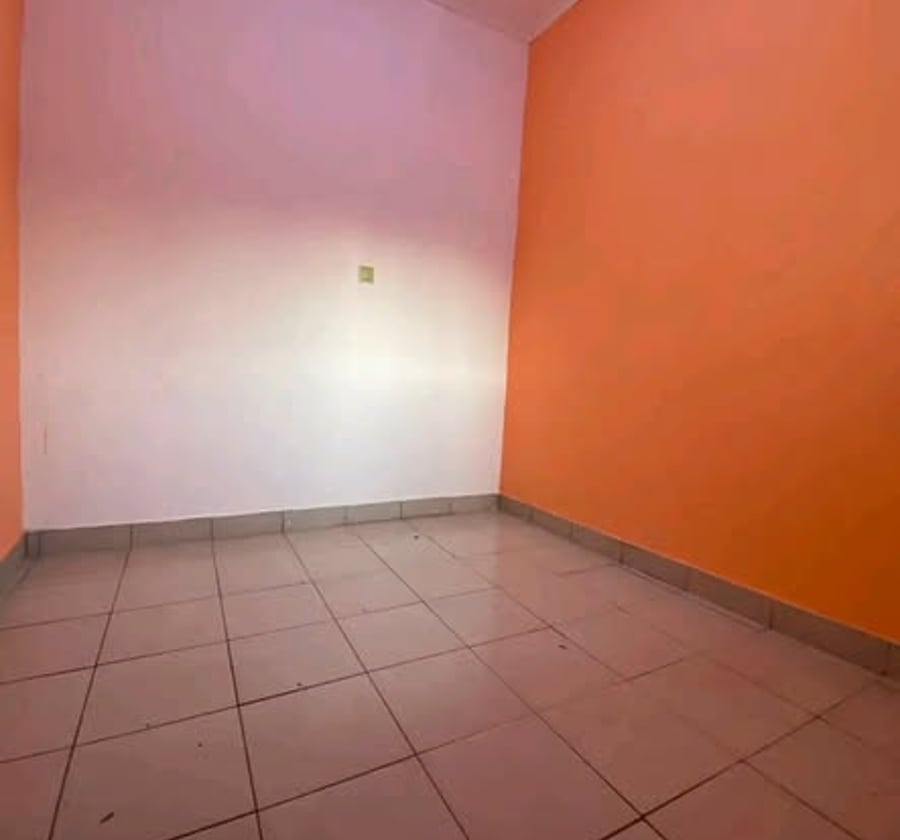 Appartement moderne à Nyalla (rails station Neptune)