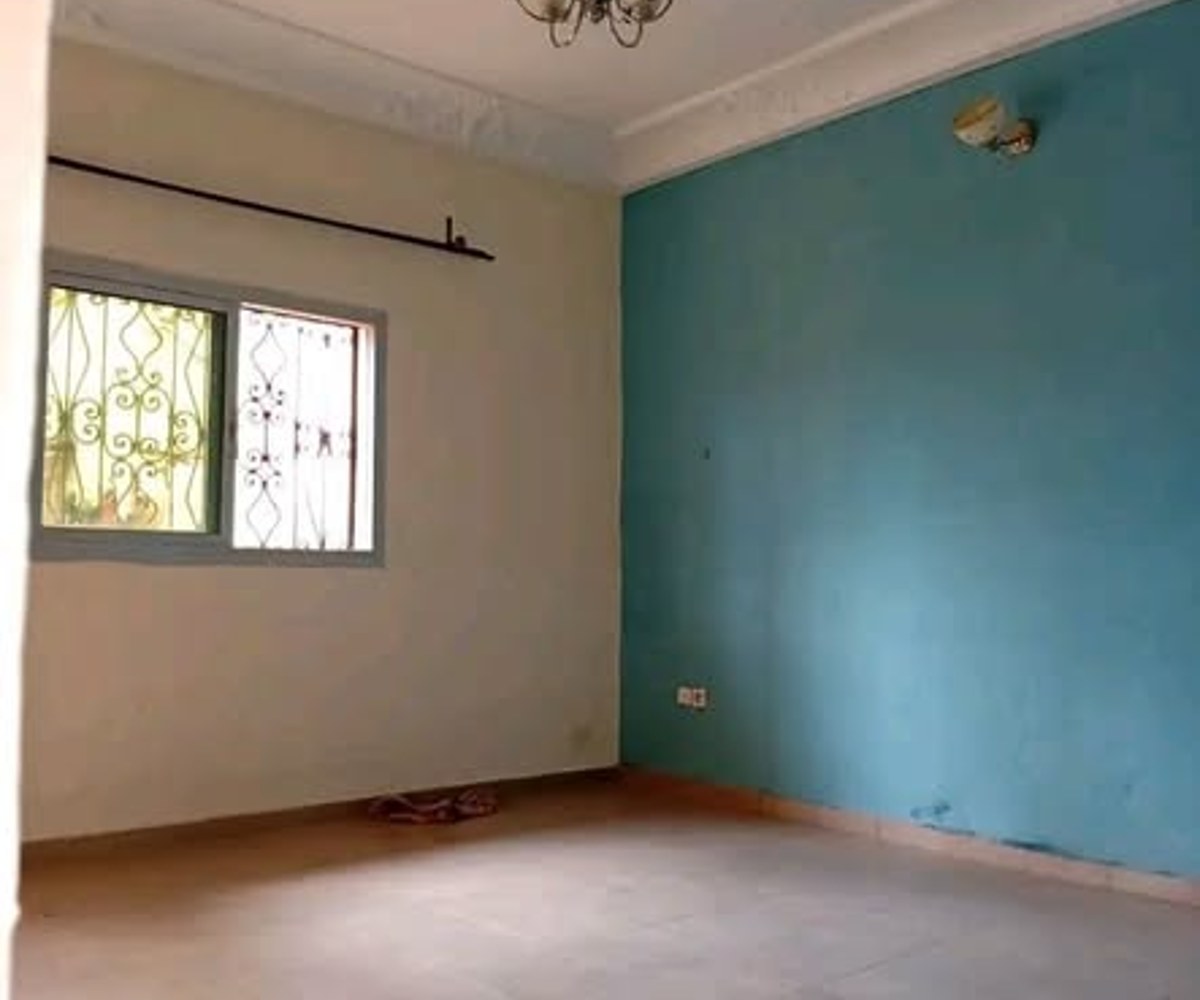 Appartement 2 chambres à Mimboman, Yaoundé - 90 000 FCFA/mois