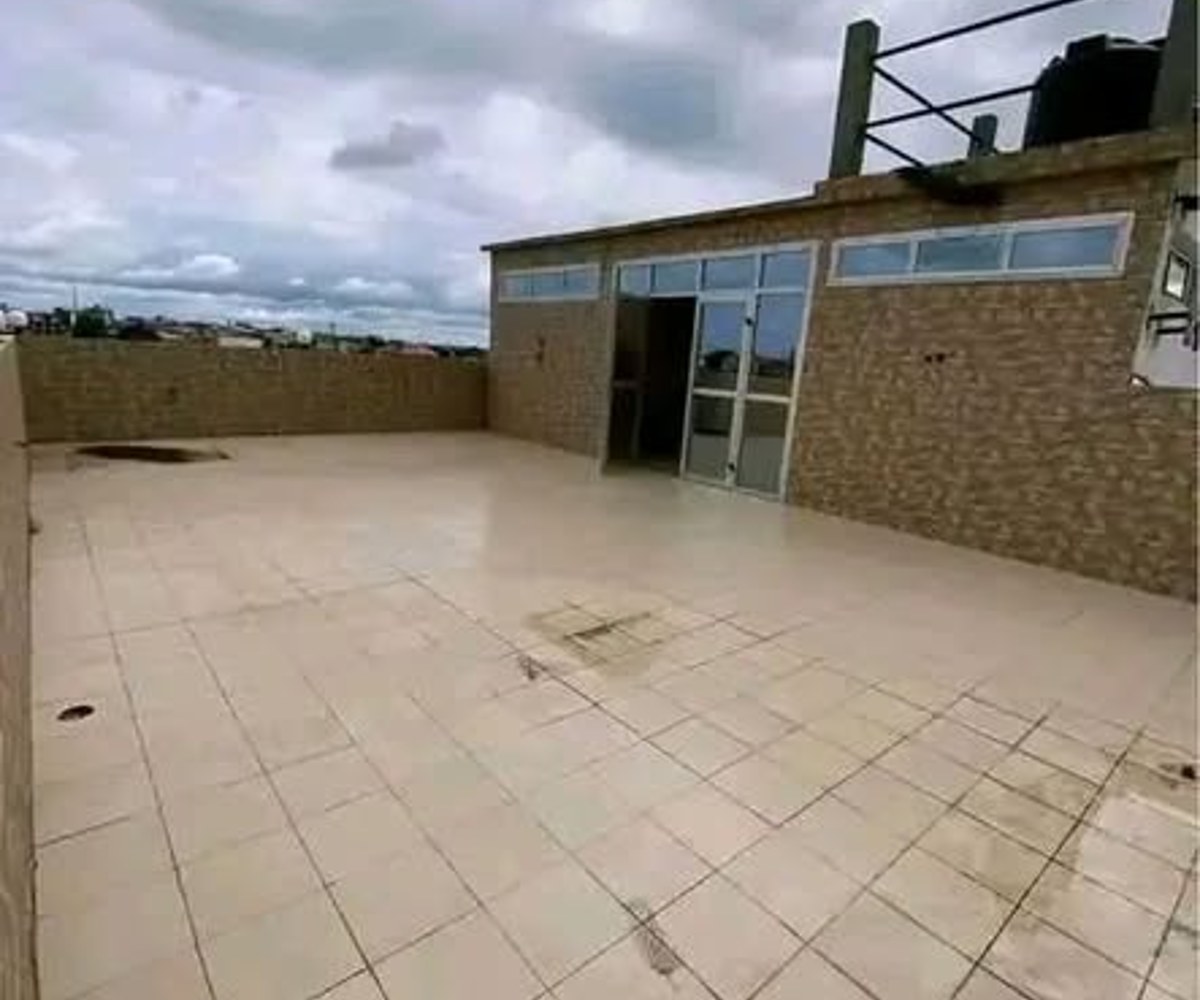 Studio moderne à Beedi – 70 000 XAF/mois