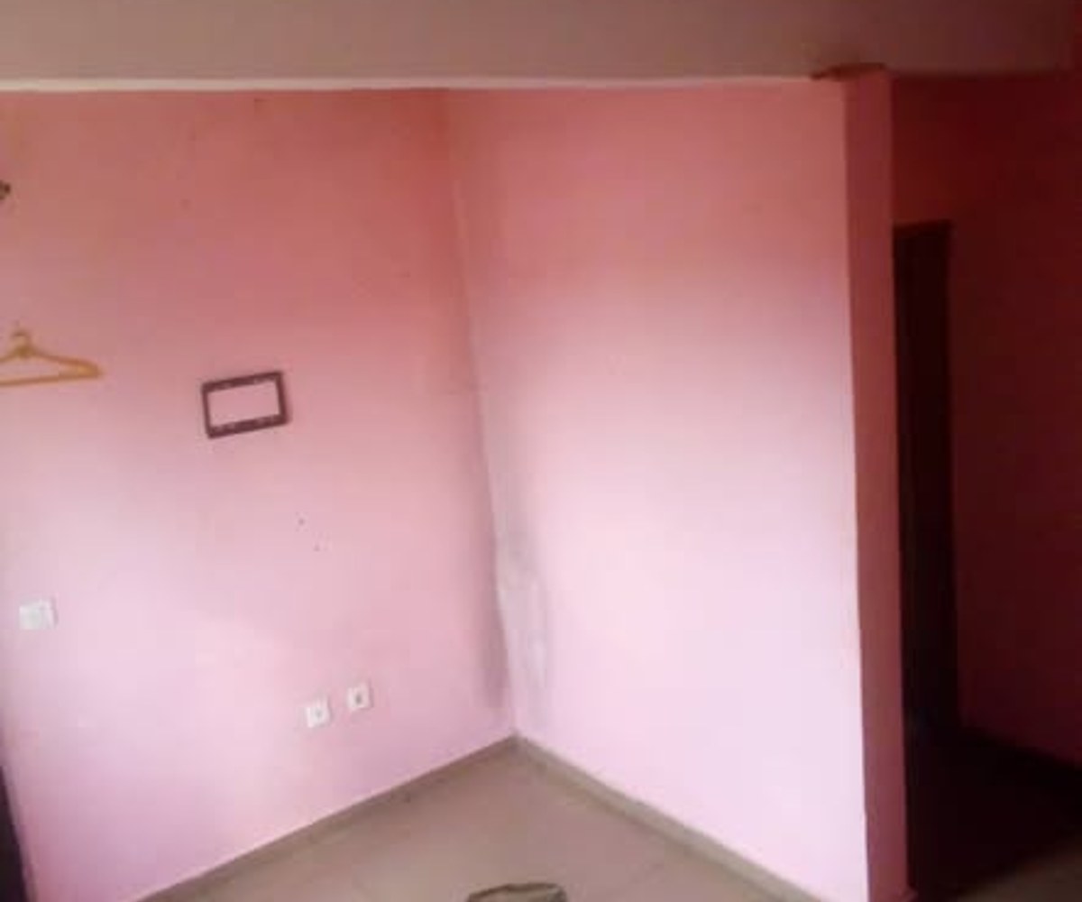 Appartement 2 chambres à louer - PK12 (Sodikombo)