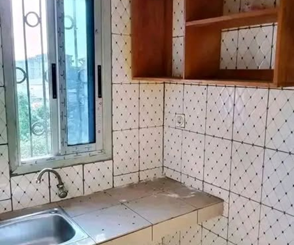 Chambre moderne à louer - Carrefour Agip