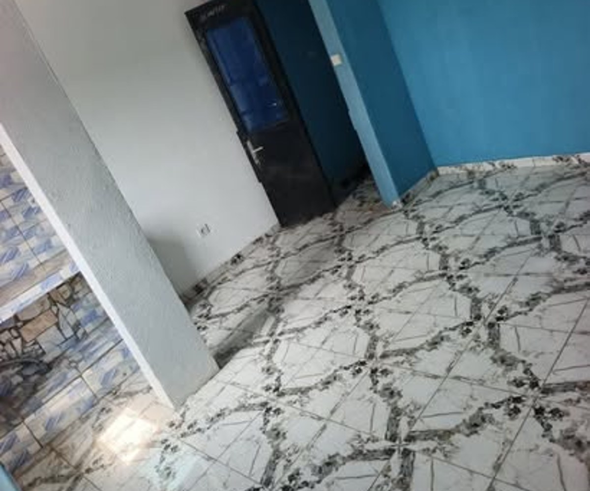 Studio moderne à louer à Ndogbong