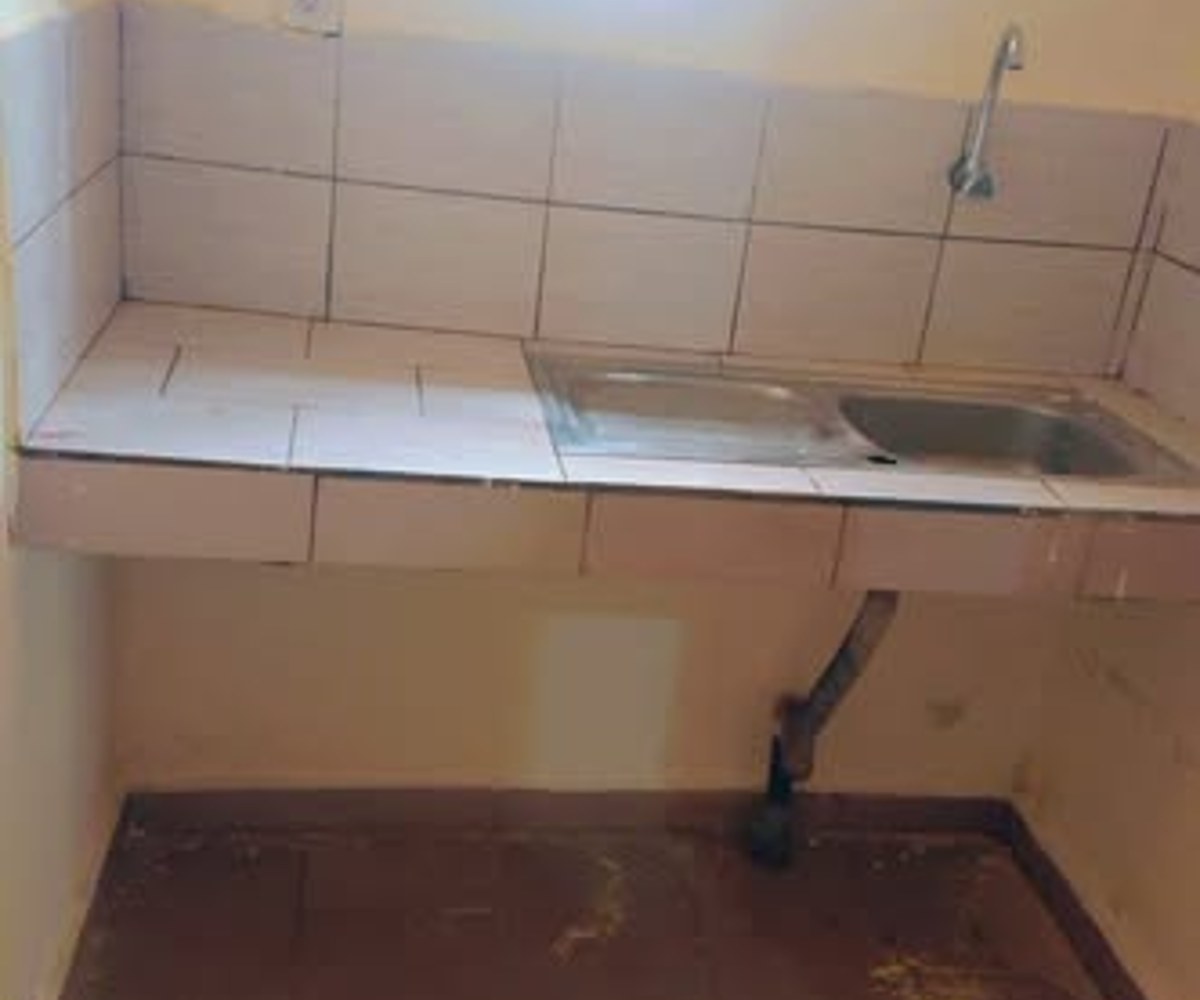 Studio moderne à louer - Ngoa-Ekele