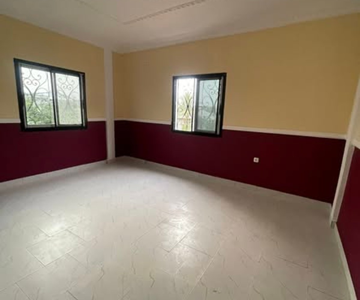 Studio moderne à louer – Yassa, Douala