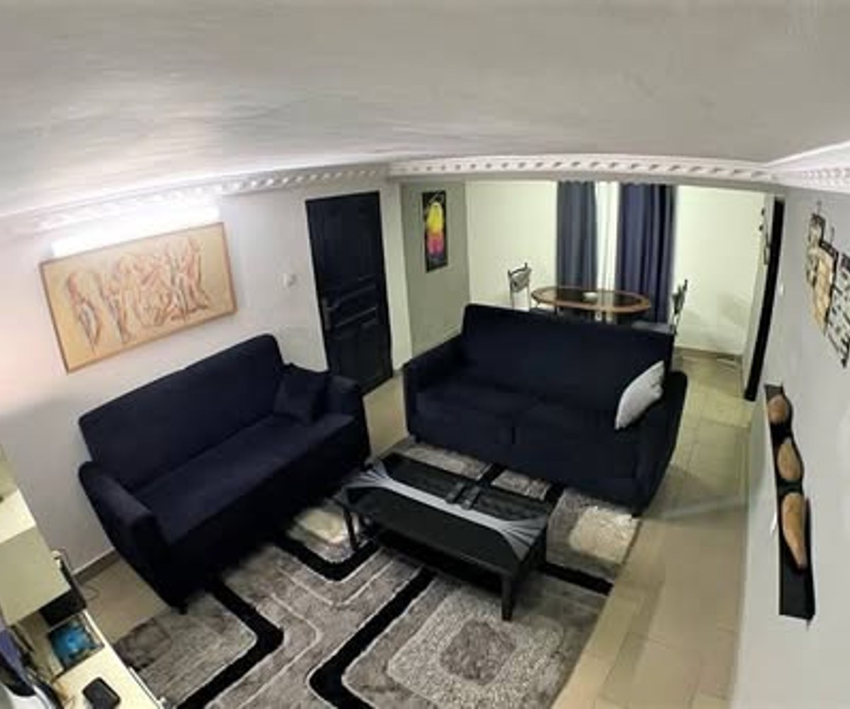 Chambre meublée à Bastos