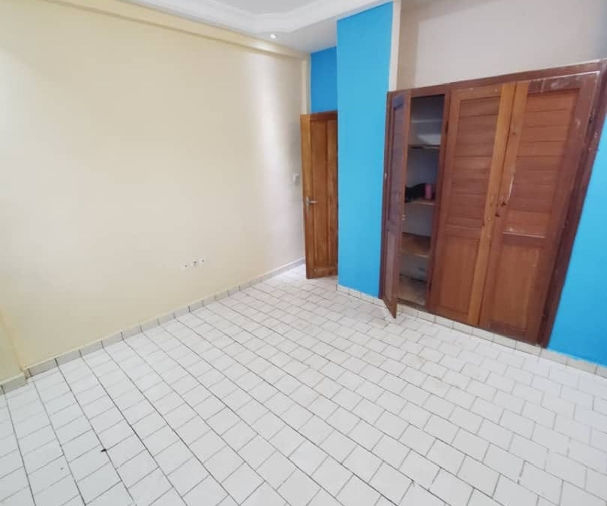 Appartement haut standing à louer, Biyem-Assi Tamtam