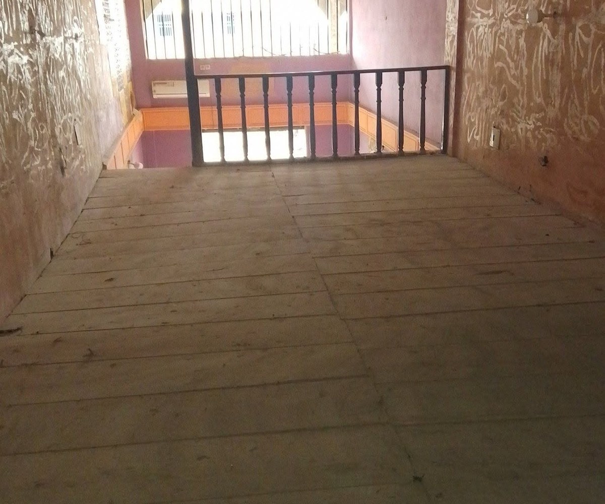 Emplacement commercial à louer - Yaoundé Nkolndongo