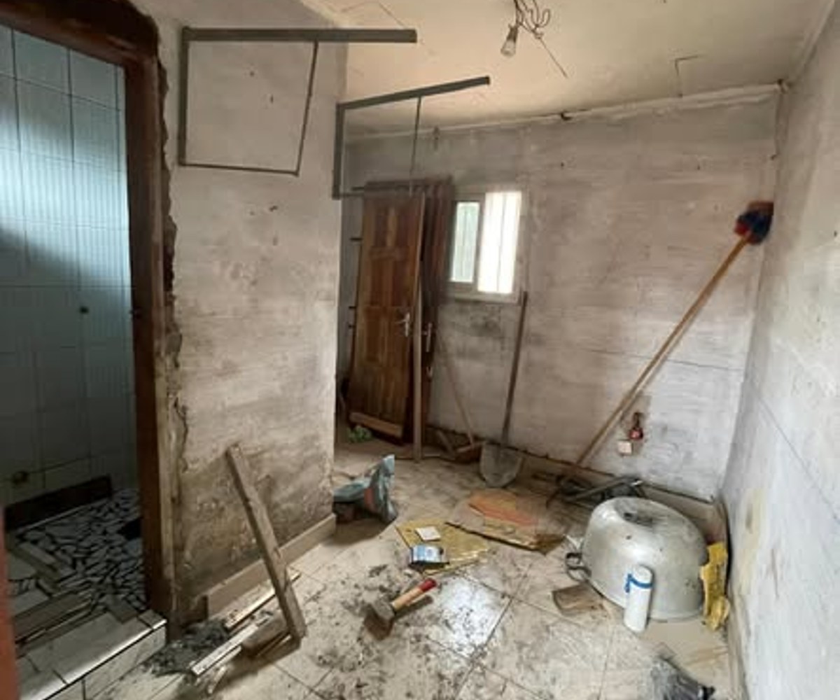 Chambre en pleine finition à Éleveur