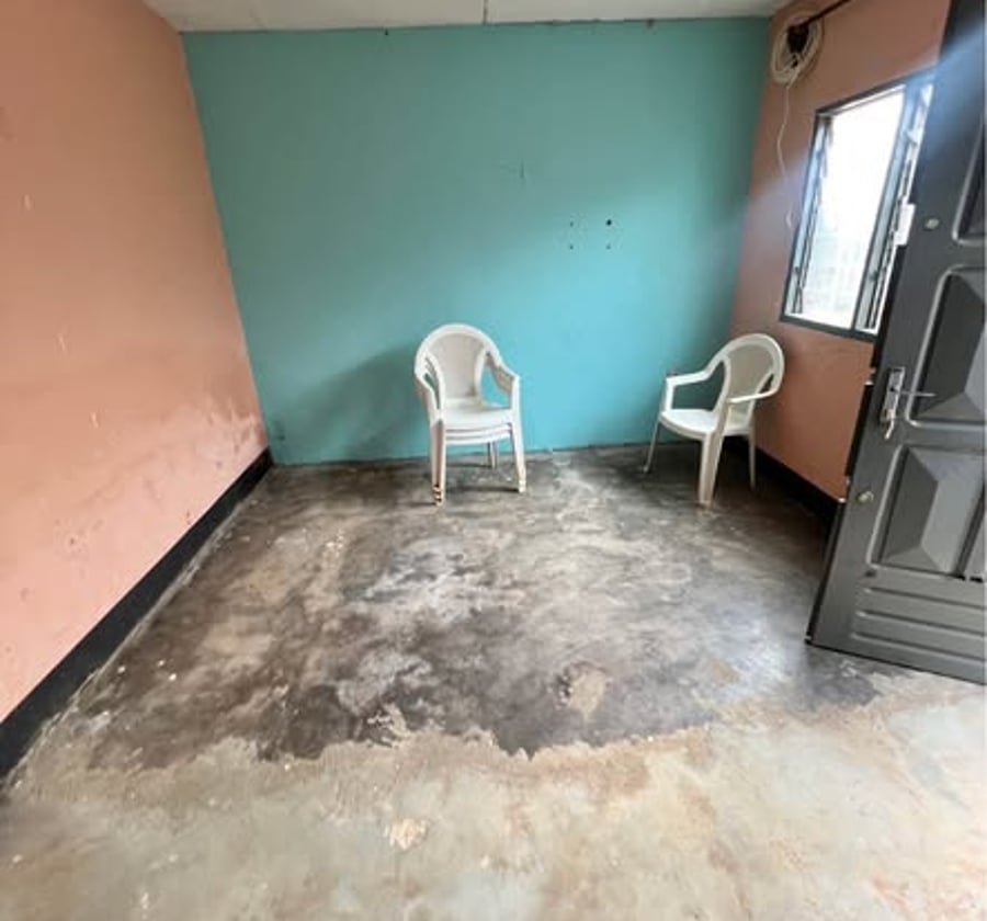 Studio individuel 4 pièces à Nsimeyong, Yaoundé - 45 000 XAF/mois