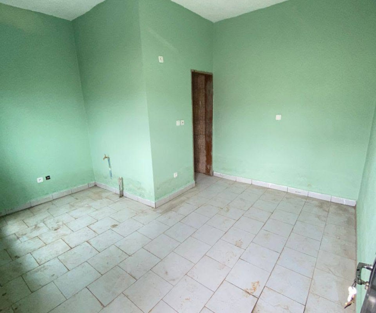 Chambre moderne à louer à Odza petit marché