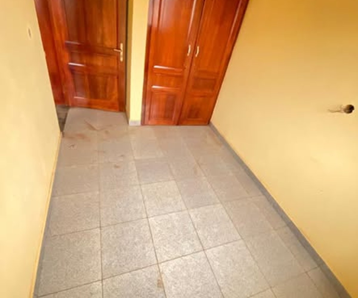 Studio moderne à louer à Nkolbisson