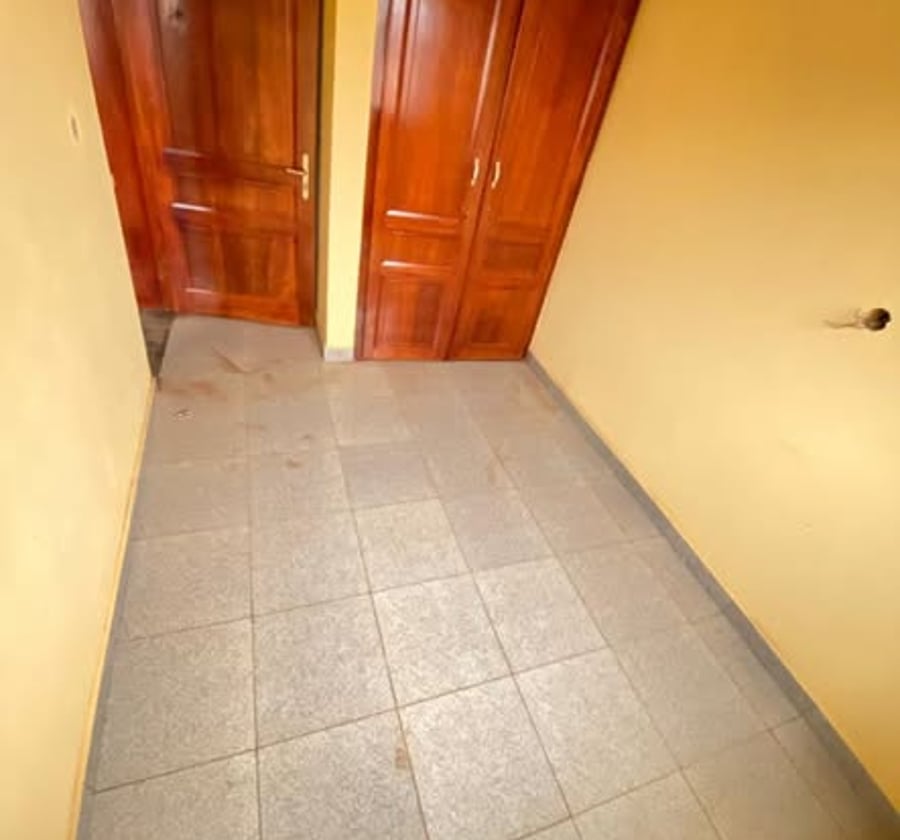 Studio moderne à louer à Nkolbisson