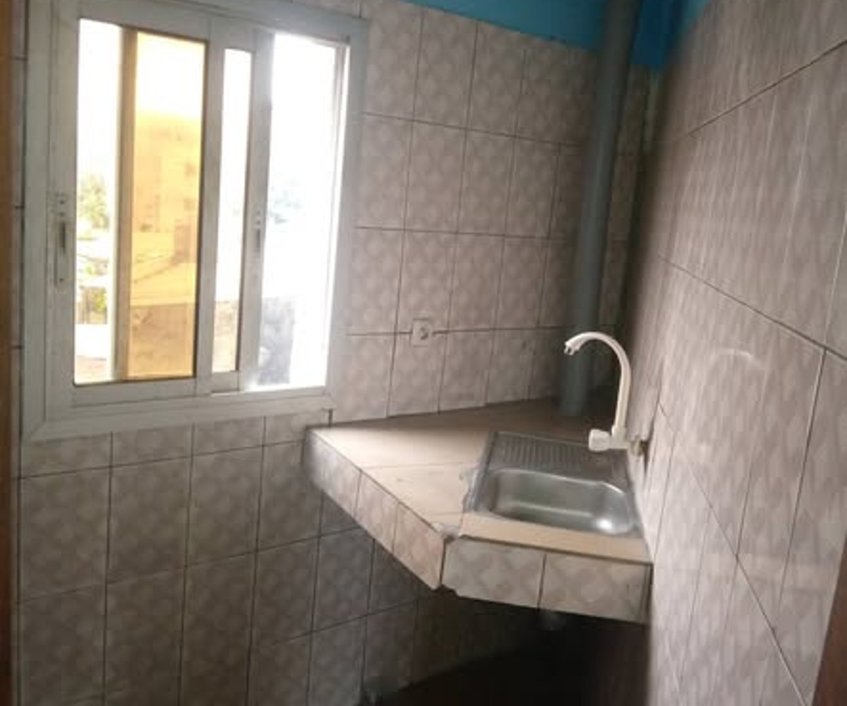 Appartement 2 chambres à louer - PK10, Douala