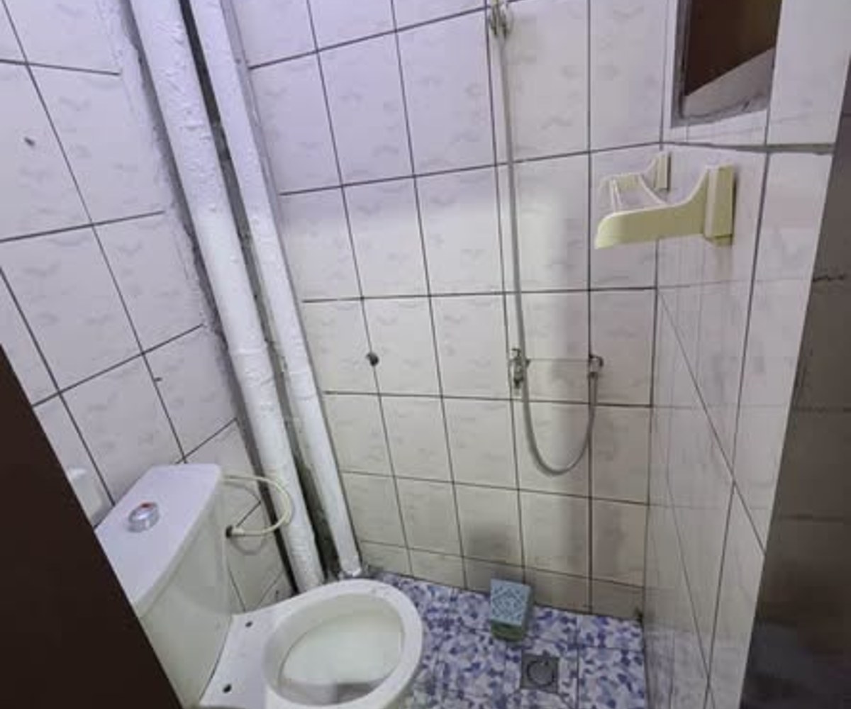 Chambre moderne nouvellement construite à Ndogbong