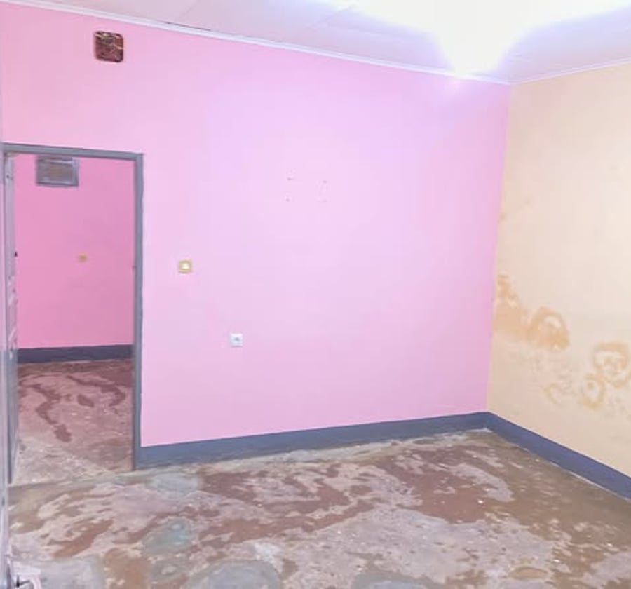 Studio 2 pièces à louer à Ekoudoum
