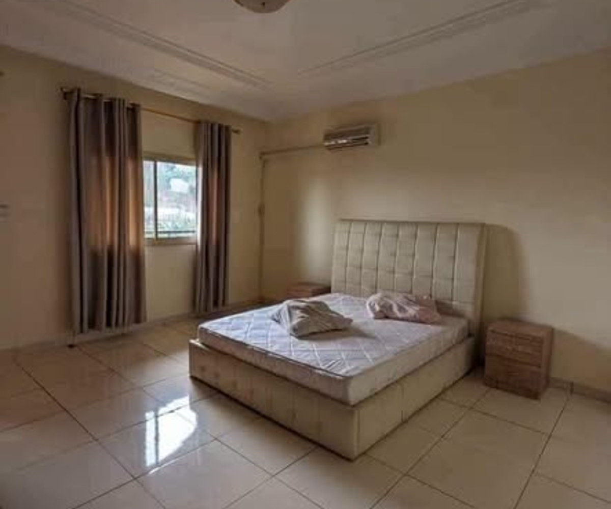 Appartement moderne à louer à Bastos