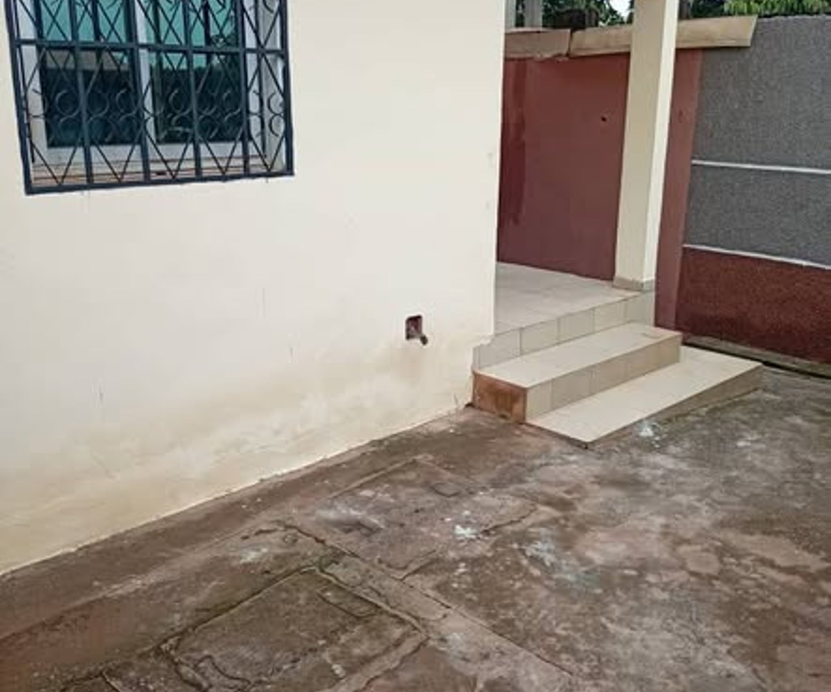 Studio individuel à louer - Mimboman, Yaoundé