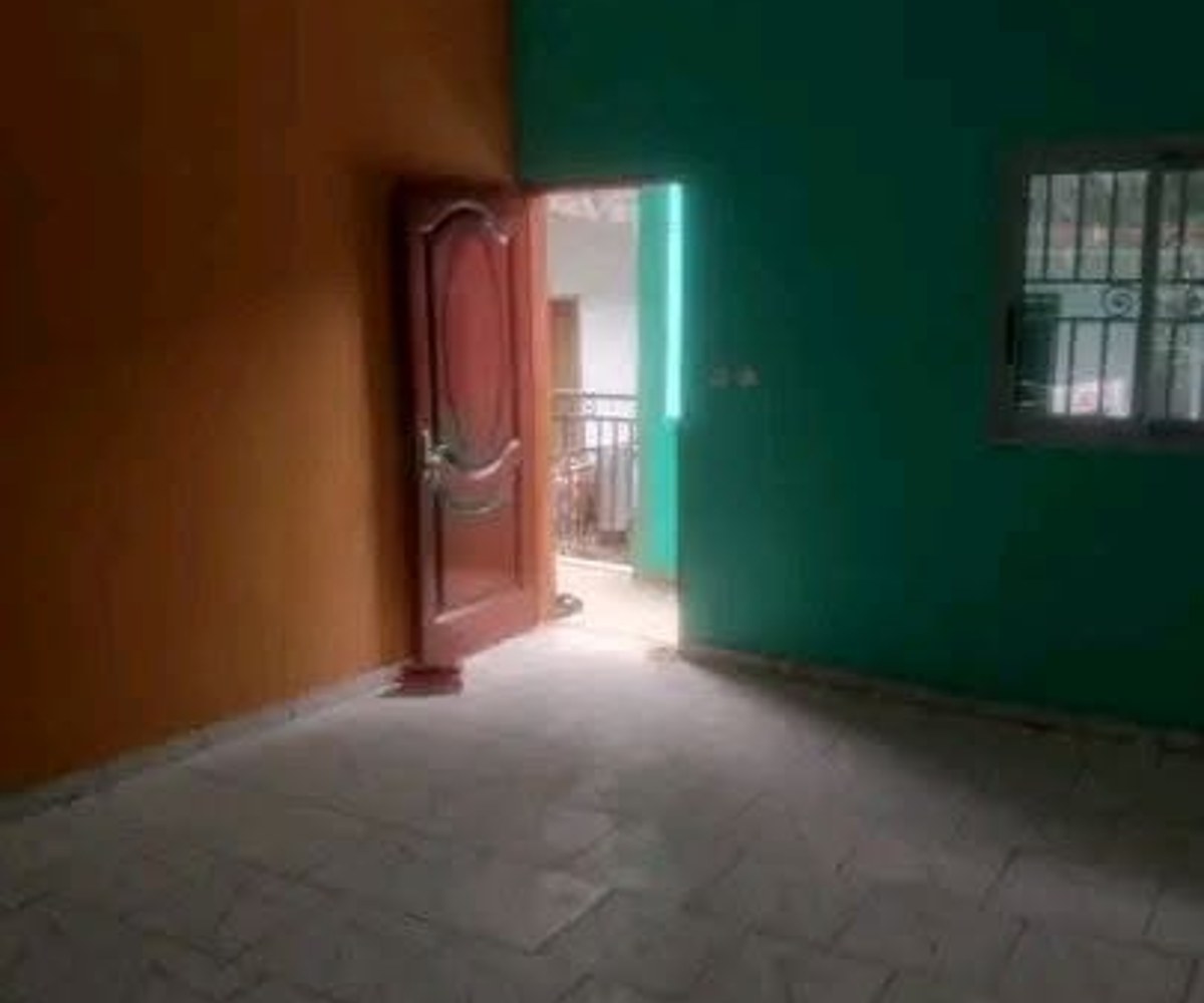Studio moderne à Logbaba, Douala