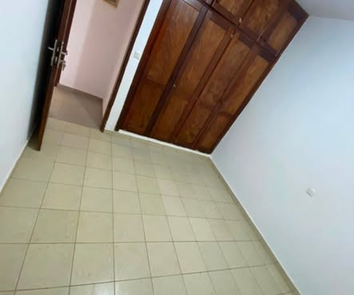 Appartement à Ngousso - 2 chambres - 85 000 XAF/mois