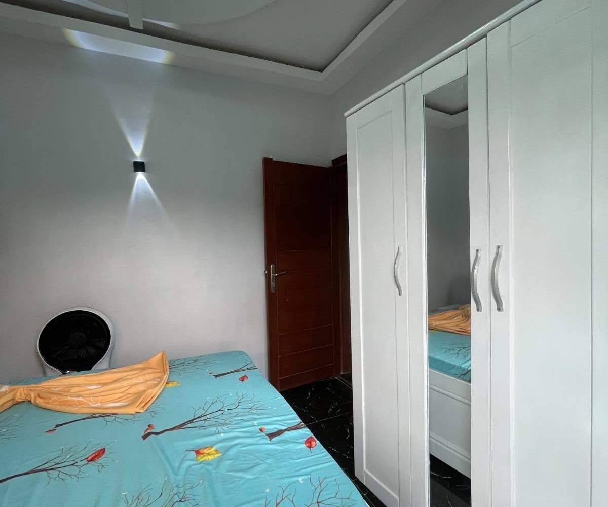 Studio meublé chic à Yaoundé Jouvence