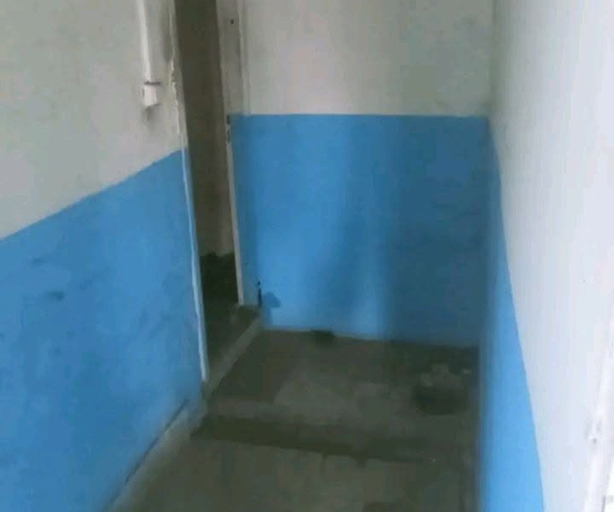 Grande boutique à louer - Deido, Douala