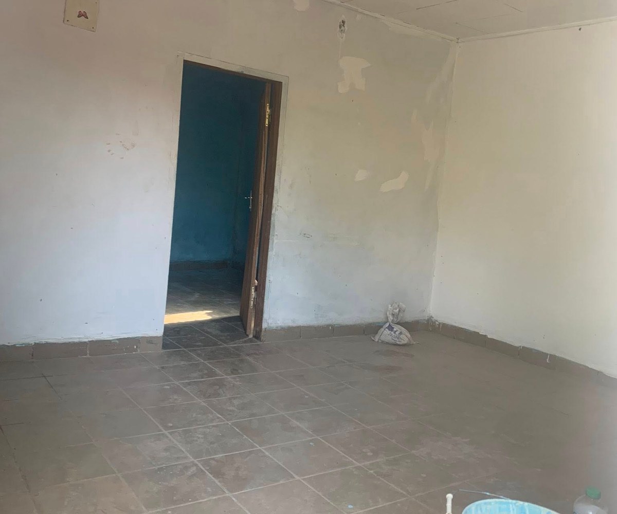 Grand studio moderne à louer à Nkoabang