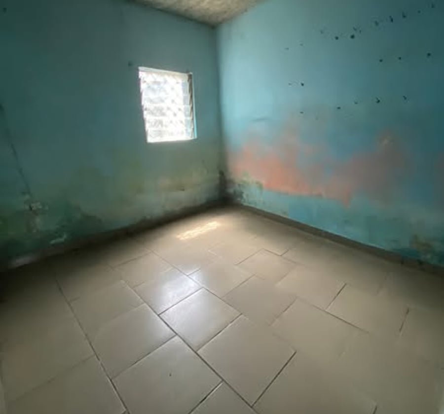 Petit appartement - Ange Raphaël - 50 000 FCFA/mois