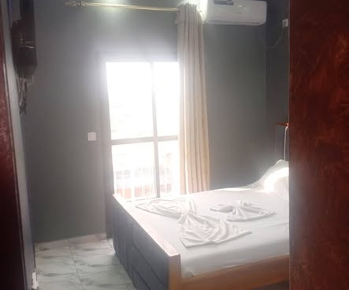 Chambre staffée à Bépanda
