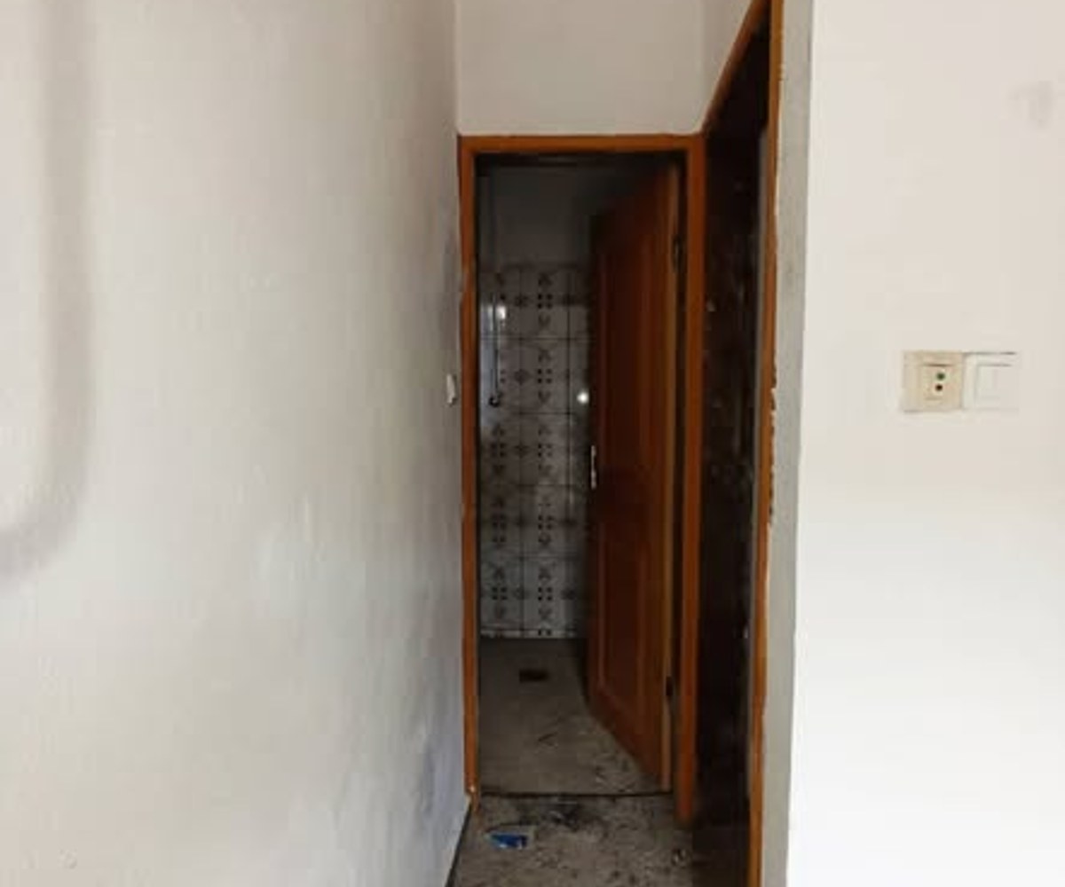 Grand studio moderne à Village, Douala