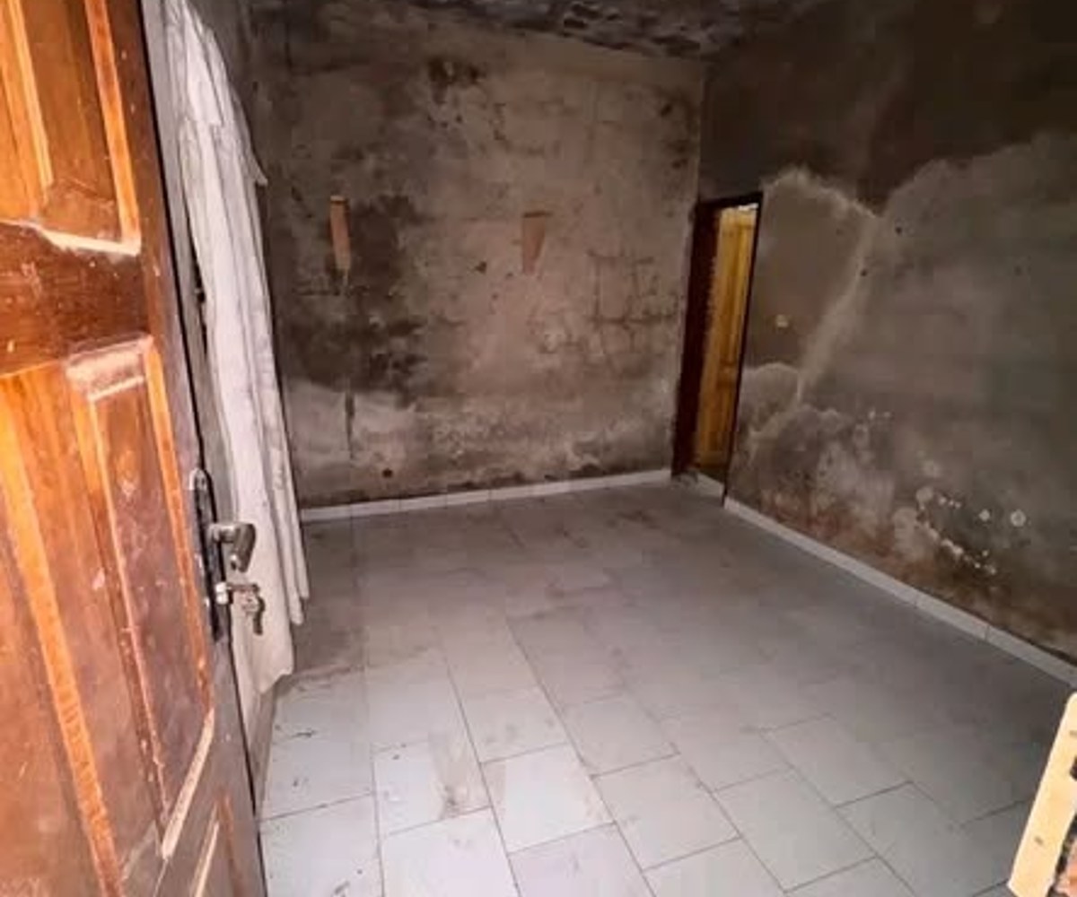 Chambre moderne à louer à Etoudi
