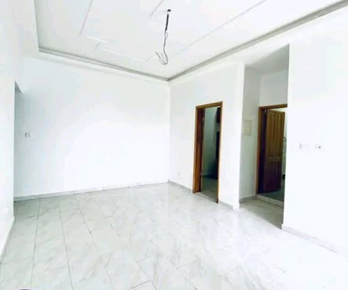 Appartement 2 chambres avec balcon, forage, compteur prépayé - Logbessou