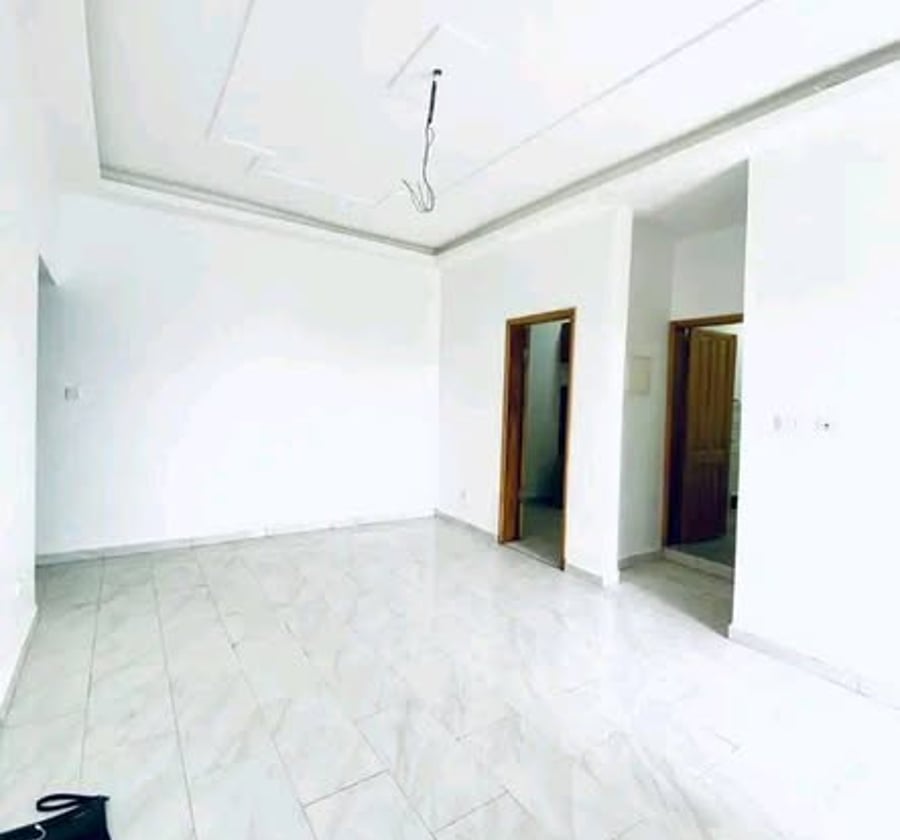 Appartement 2 chambres avec balcon, forage, compteur prépayé - Logbessou