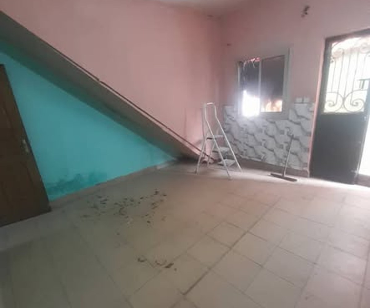 Studio à louer à Deido