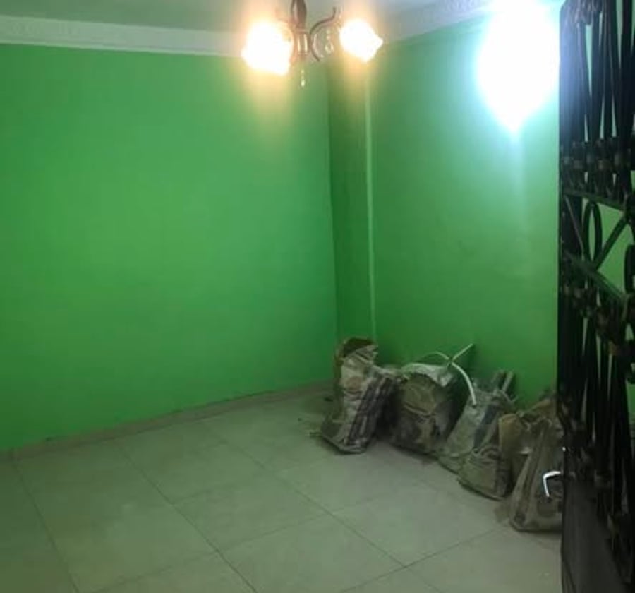 Studio moderne à louer à Nkomo
