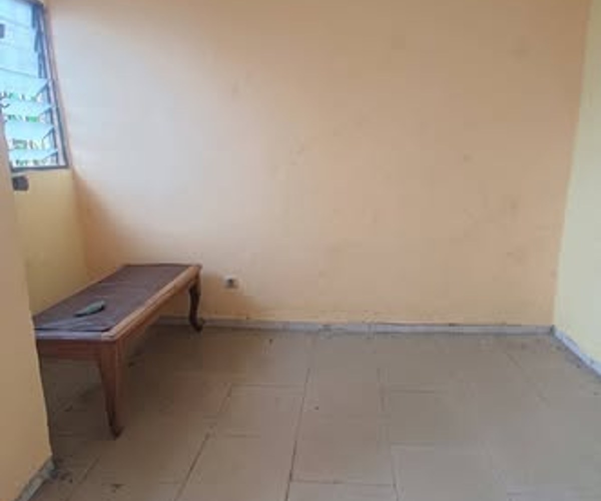 Studio moderne à louer à Logbaba