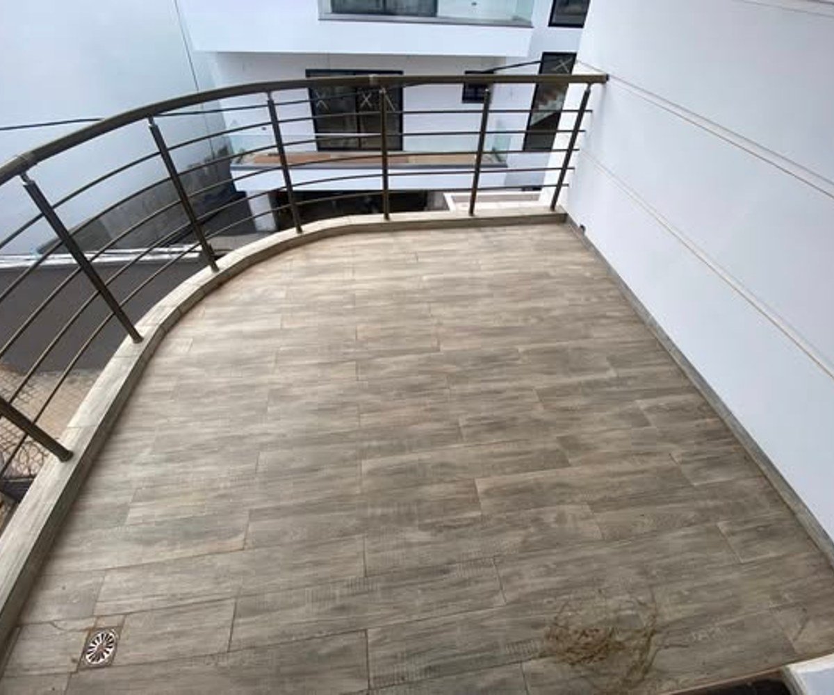 Appartement moderne à Bastos