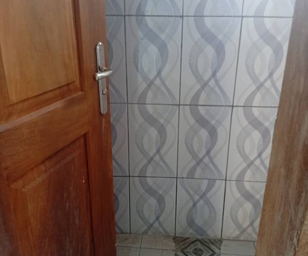 Chambre moderne à louer à Nkolbong