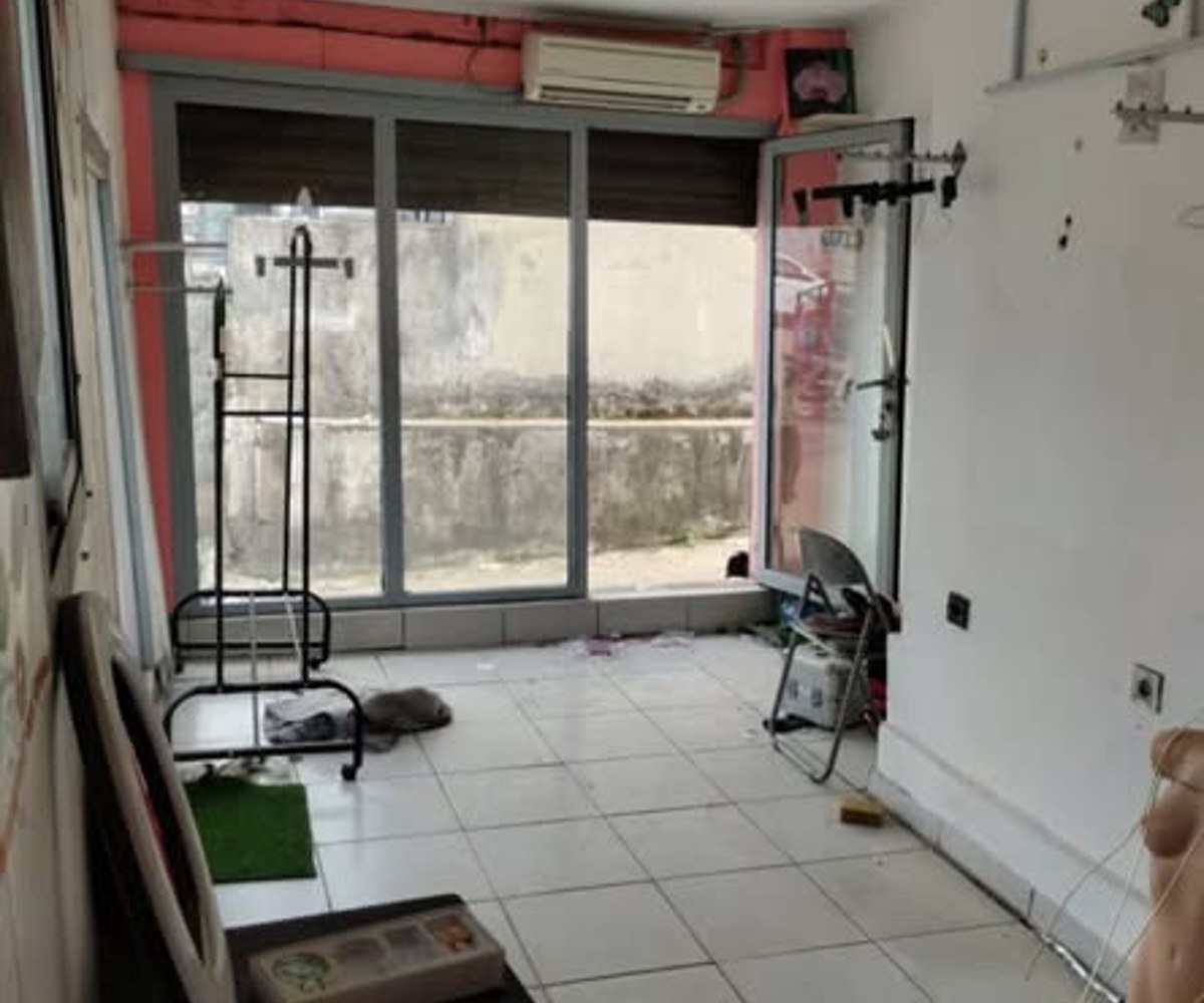 Boutique à louer à Akwa Nord