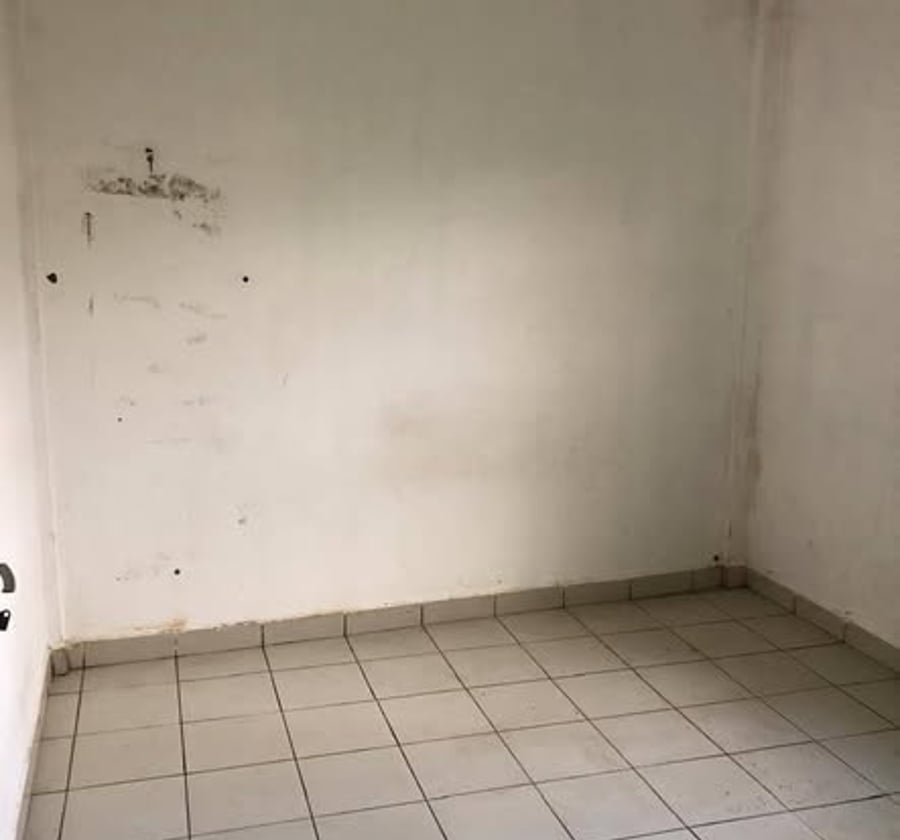 Studio moderne à louer à Logpom