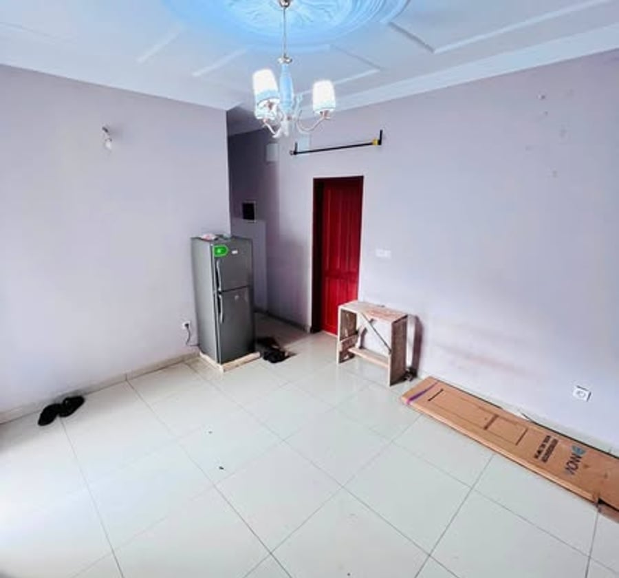 Studio moderne à Émana