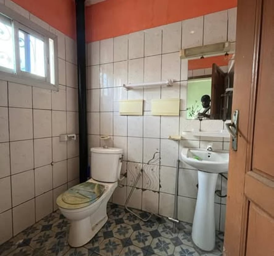 Appartement moderne 3 chambres à louer à PK 12