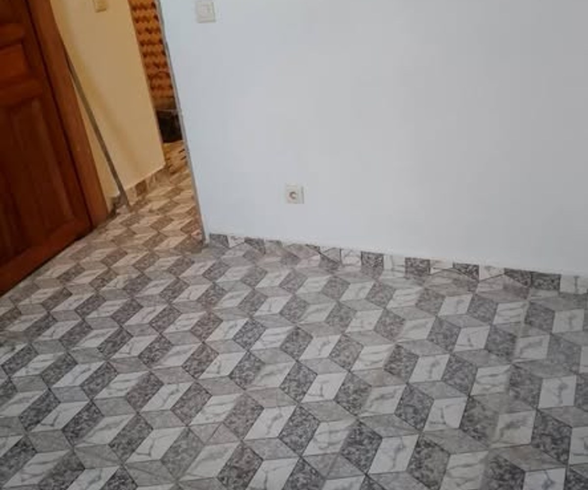 Studio moderne à louer - Village, Douala